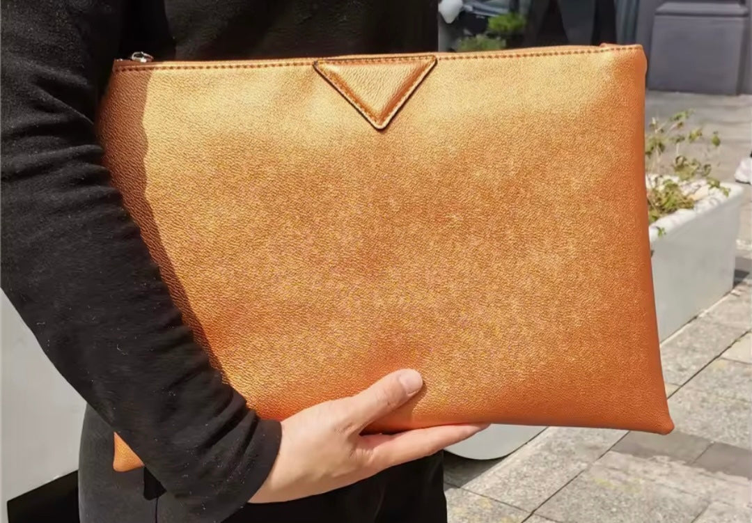 Leather Lady envelope Clutch