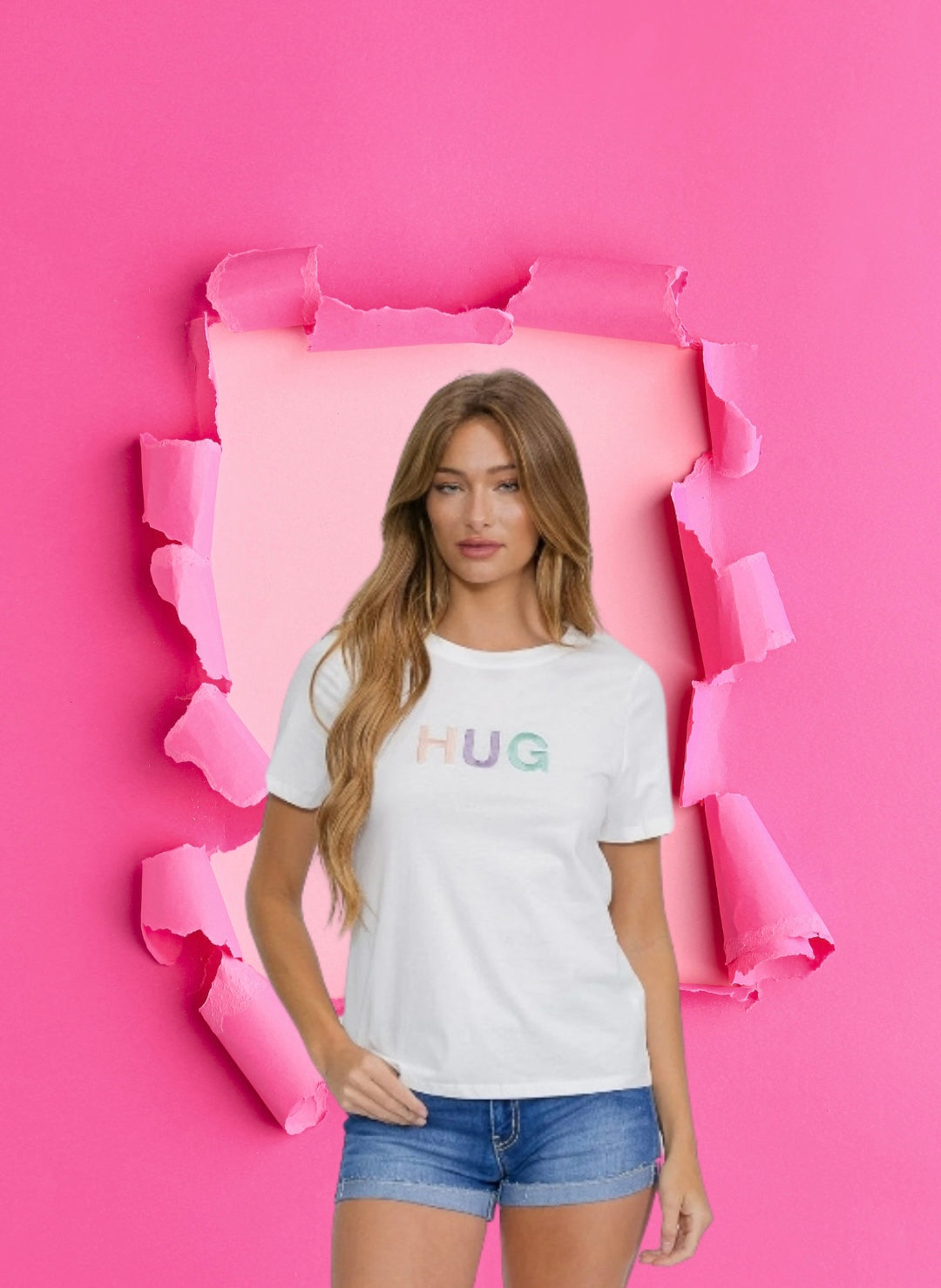 White give me a hug T-shirt