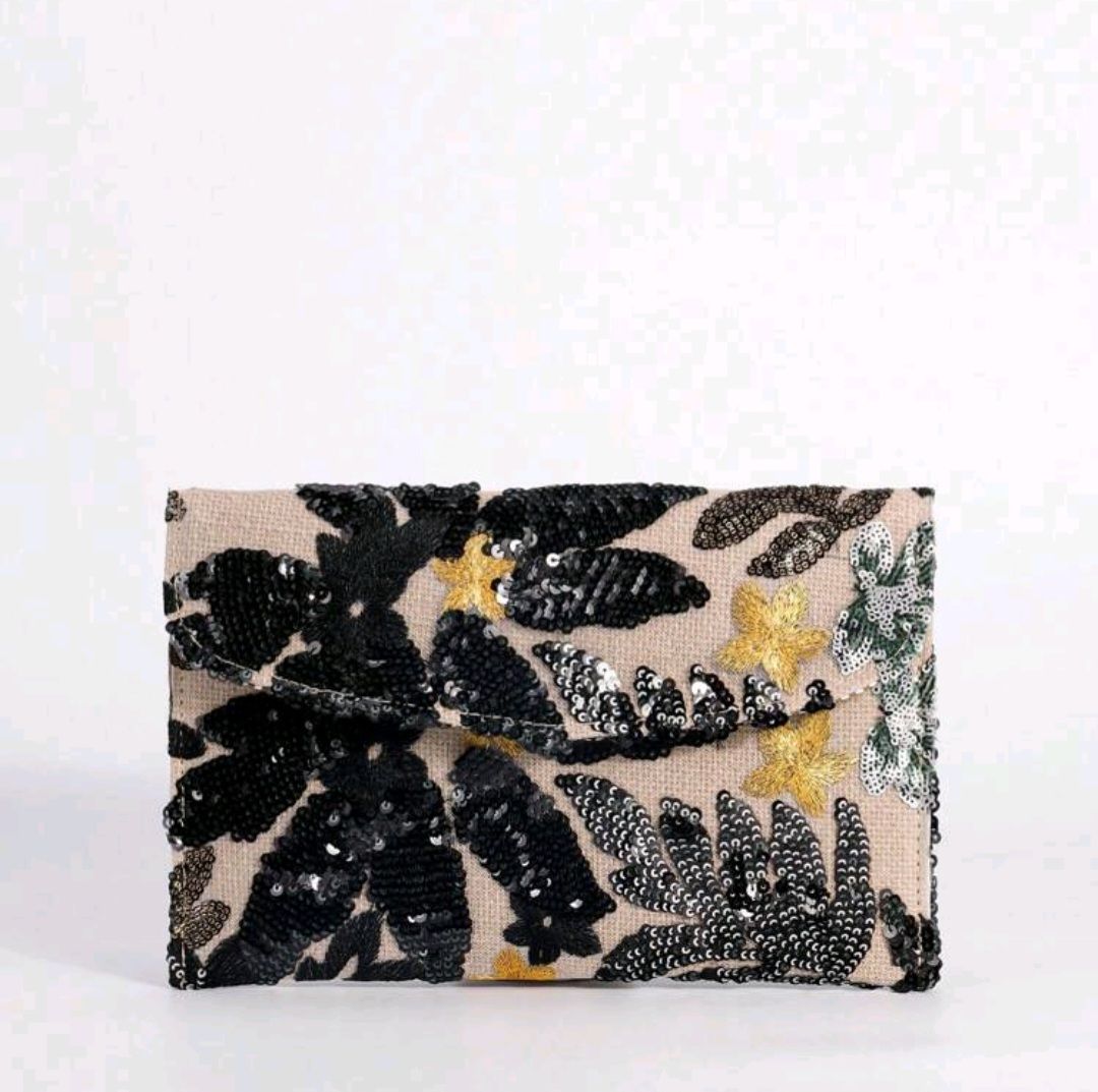 Flower print sequence clutch bag
