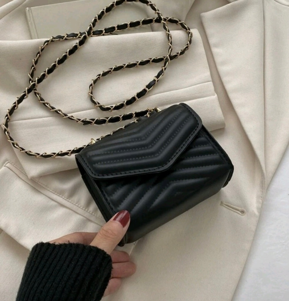 Chevron detail chain square bag