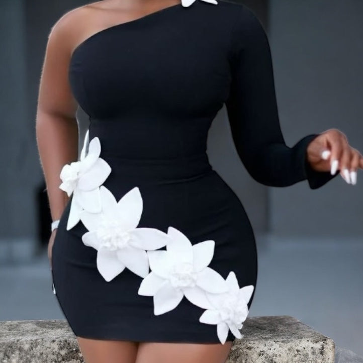 White Daffodil Sexy Blaxk Dress